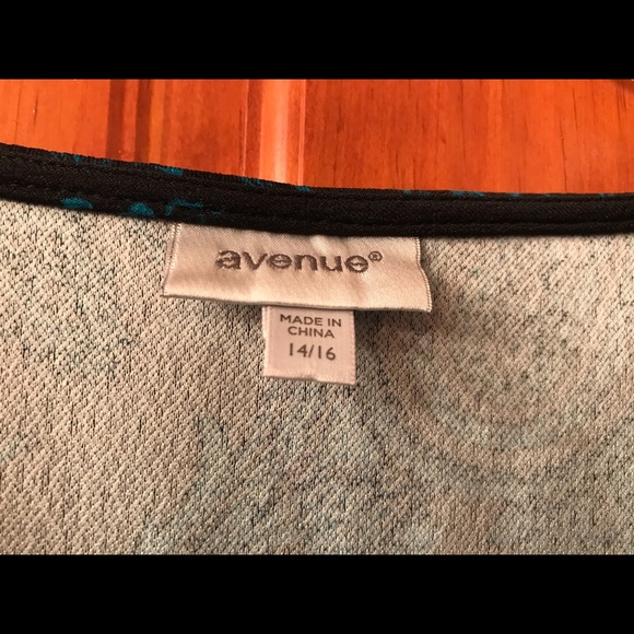 Avenue stylish Dress with bell sleeves 14/16 - Picture 5 of 5